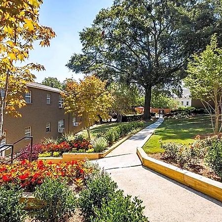 Crash Pad Free Parking Fast Wifi King Bd, Kitchen, Pool Apartamento Atlanta Exterior foto